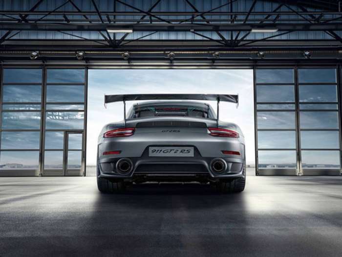 Porsche 911 (991 II) GT2 RS silver 2018-2025 1:43 Bburago NEW+boxed #6225 instant wheels