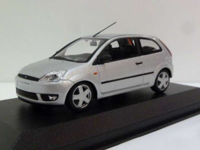 Ford Fiesta 2002 silver 1:43 Minichamps/Maxichamp NEW+boxed #6228 instant wheels