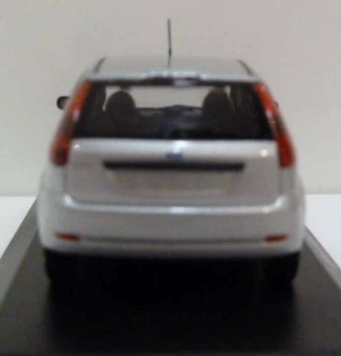 Ford Fiesta 2002 silver 1:43 Minichamps/Maxichamp NEW+boxed #6228 instant wheels
