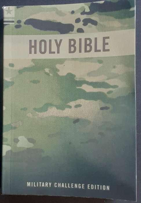 Bible - Holy Bible - 2011 - American Military - S/C - Unused