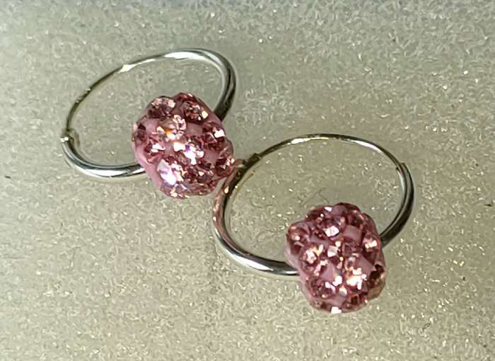 New Sterling Silver Austrian Crystal Hoop earrings: Gorgeous hearet shape design. Stamped 925: