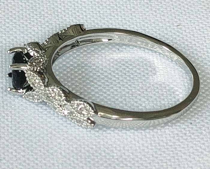 Dress ring - multiple lab-created blue and white stones - size US 7
