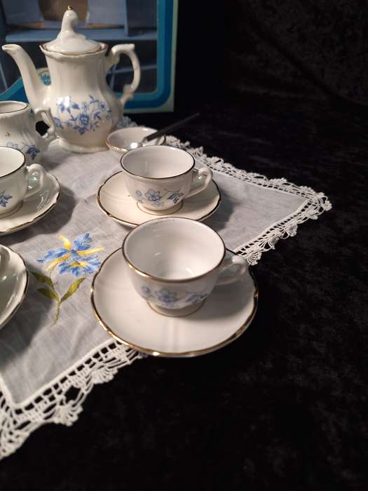 Beautiful Vintage German Porcelain Kiddies Play Tea Set.