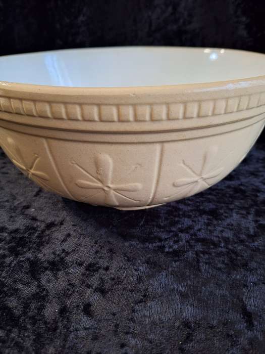 Vintage Old Stoneware Mixing Bowl.
