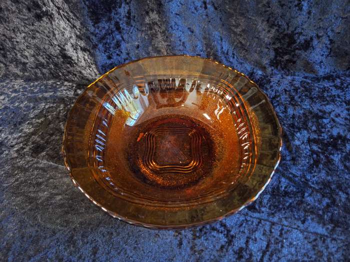 Stunning Vintage Duralex Frosted Brown/Amper Glass Fruit Bowl.