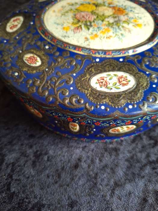 Vintage Dutch Cookie Tin