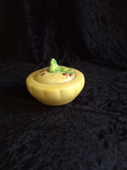 Vintage 1930's Red Current Carlton Ware Jam Pot