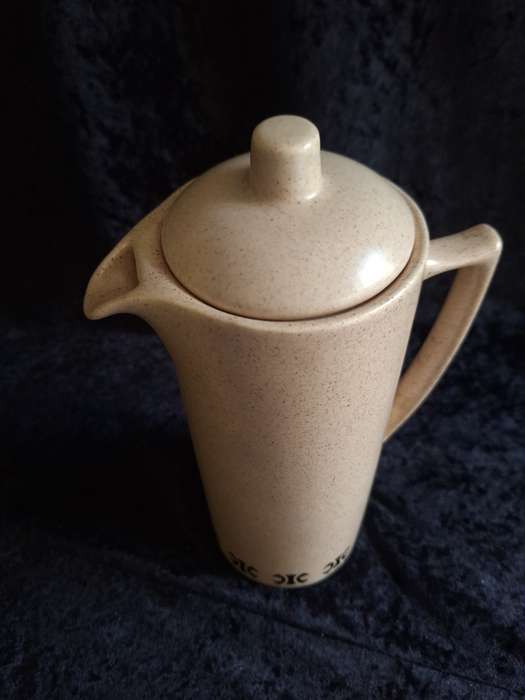 Beautiful Vintage Craneware Stoneware Coffee Pot.