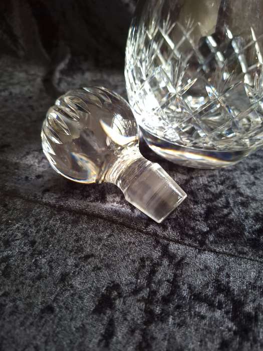 Stunning Vintage Crystal Decanter