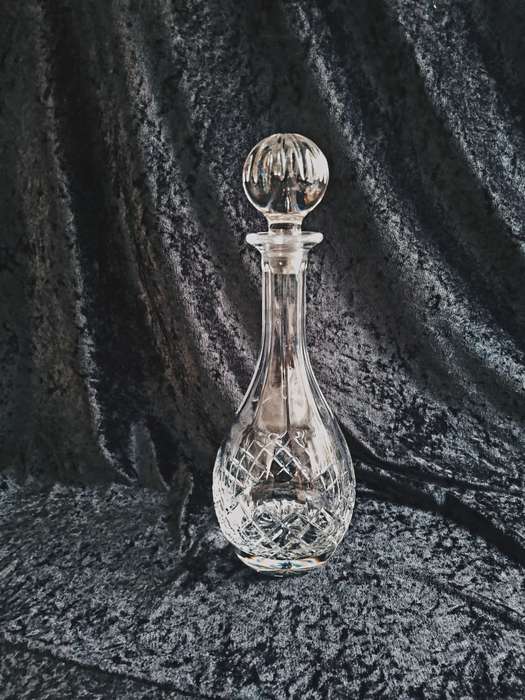 Stunning Vintage Crystal Decanter