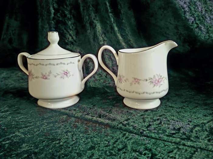 Beautiful Vintage Nagoya Pink Rose Fine China Milk and Sugar Set.