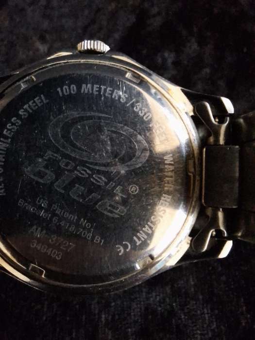 Fossil - Blue Men's Wristwatch - 100 Meters Water Resistant.