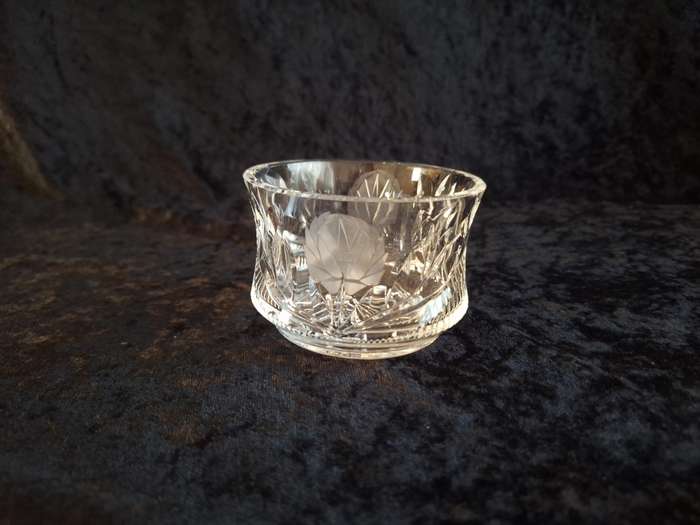 Stunning Vintage Rose Cut Crystal Sweet Bowl - B.
