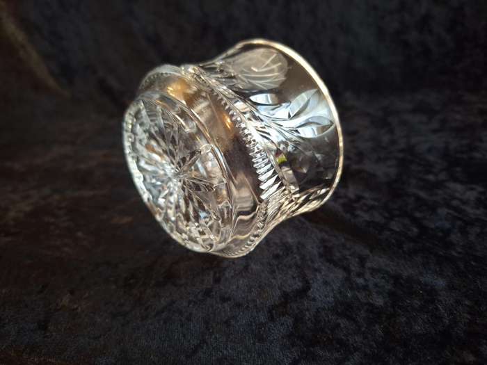 Stunning Vintage Rose Cut Crystal Sweet Bowl - B.