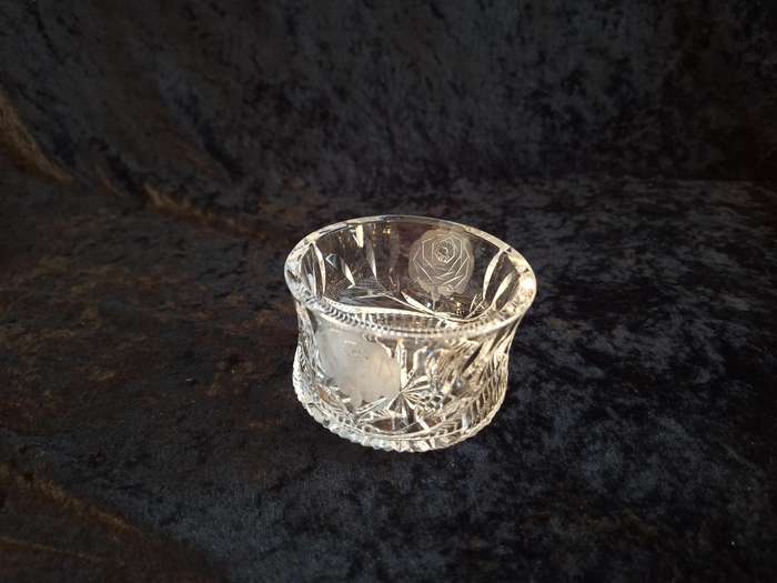 Stunning Vintage Rose Cut Crystal Sweet Bowl - C.