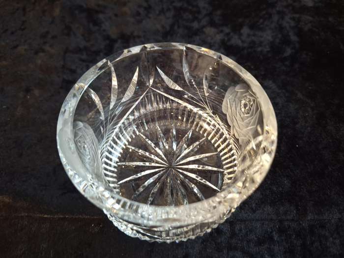 Stunning Vintage Rose Cut Crystal Sweet Bowl - C.
