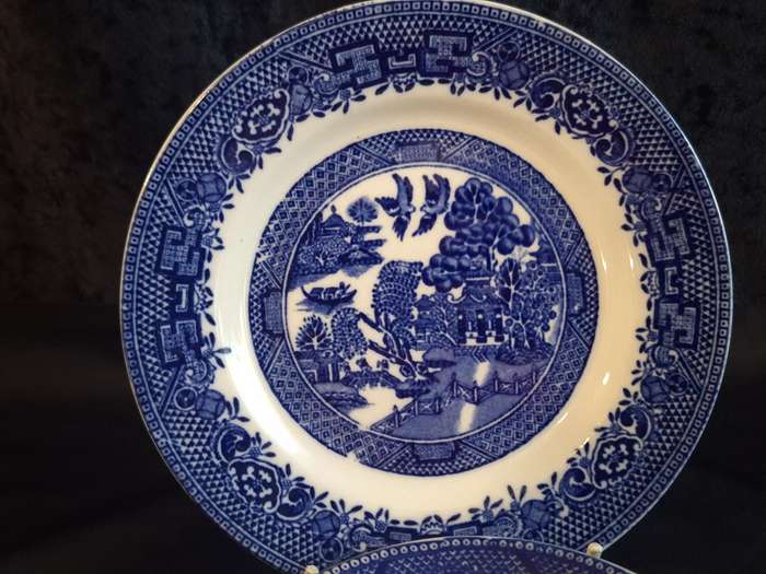 Vintage Willow Royal Venton Ware Trio - D.