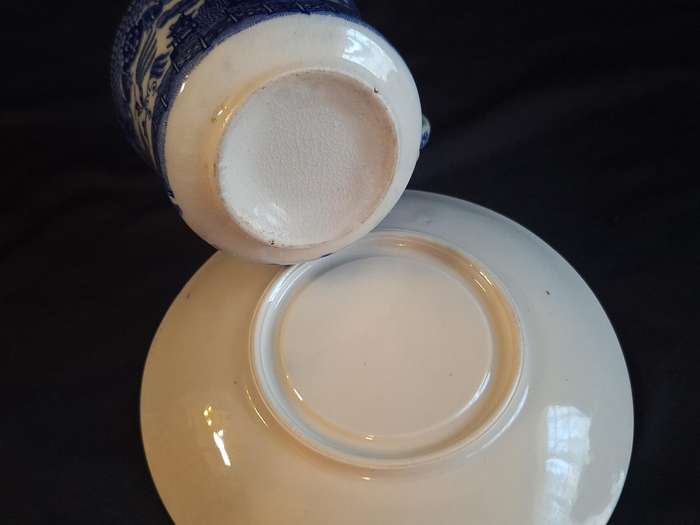Vintage Willow Royal Venton Ware Duo