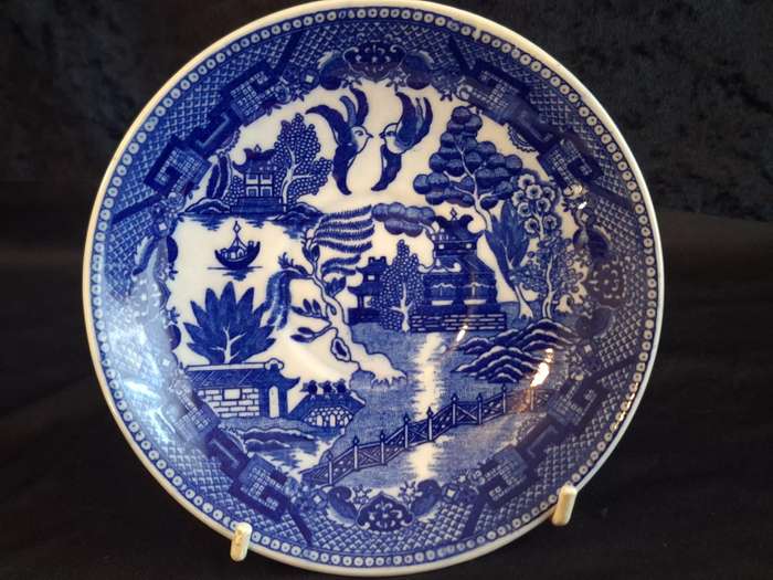 Vintage Willow Royal Venton Ware Duo