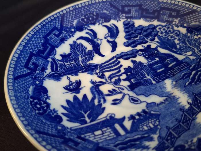 Vintage Willow Royal Venton Ware Duo