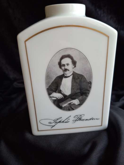 Stunning Vintage B & G Copenhagen Porcelain Tea Caddy (Sophus Barendsen)
