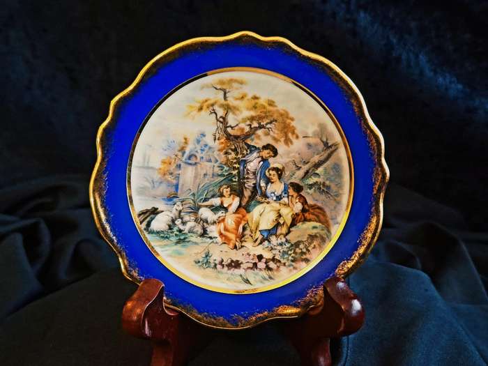 Beautiful Vintage Limoges France Small Plate.