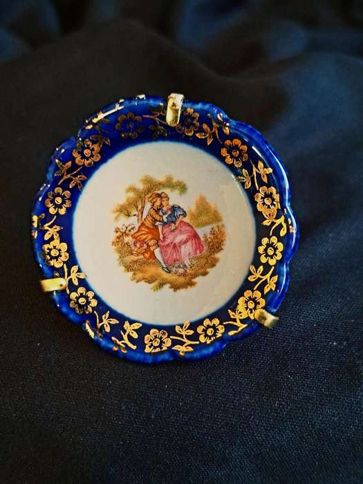 Beautiful Vintage Limoges France Miniature Plate with stand.