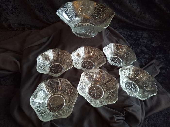 Beautiful Vintage Italian Pressed Glass Dessert Set.