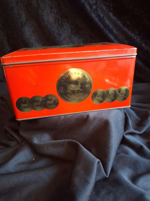 Vintage Ryotts Krugerrands Biscuits Tins.