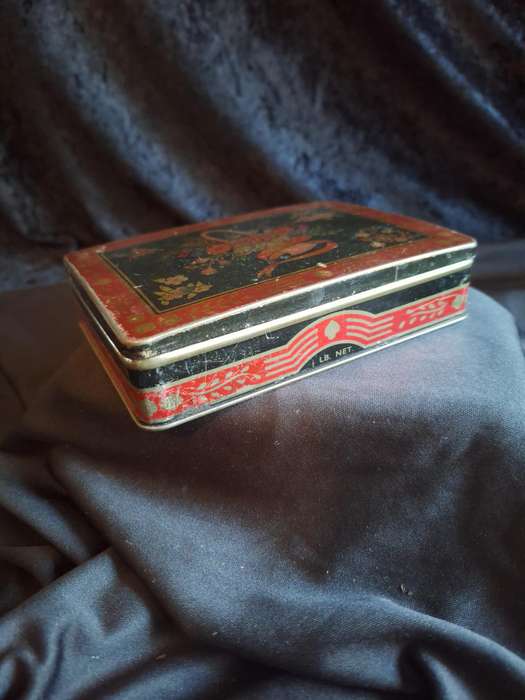 Vintage Edward Sharp Floral Toffee Tin.