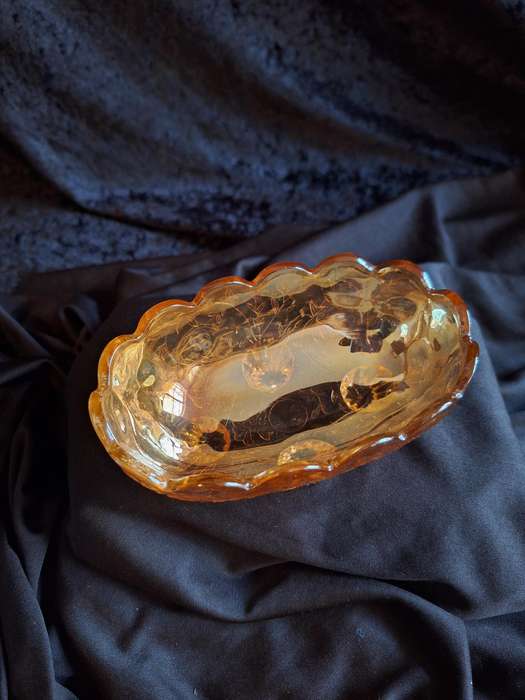 Vintage Pressed Glass Carnaval Ware Sweet Bowl.