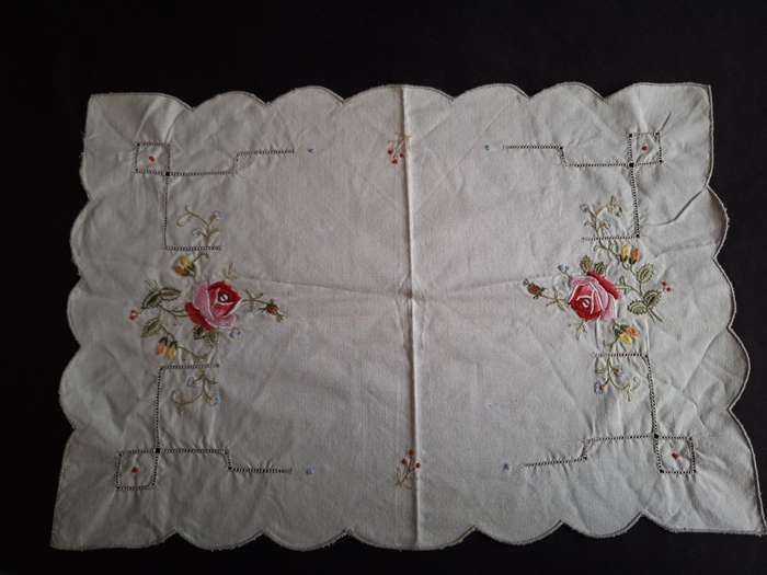 Beautiful Vintage Embroidered Tray Cloth.