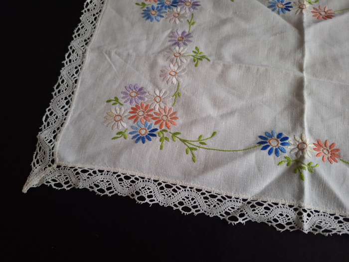 Beautiful Vintage Embroidered Tray Cloth - B.