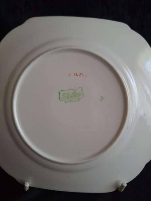 Stunning Art-Deco 1920's Shelley Small Plate - Reg. No: 771299/12547/E - A