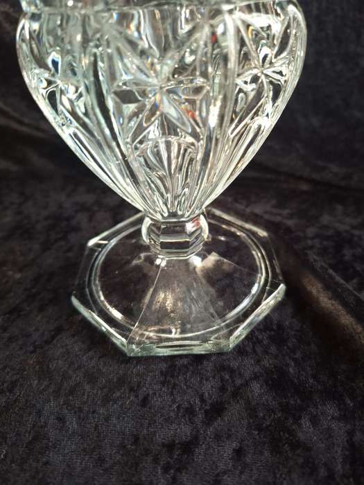 Beautiful Vintage Italian Pressed Glass Vase.