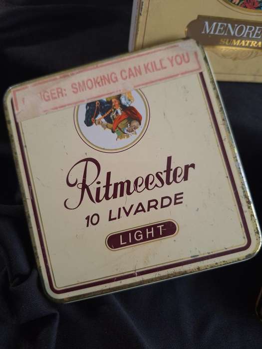 Vintage Set of Cigar Tins.