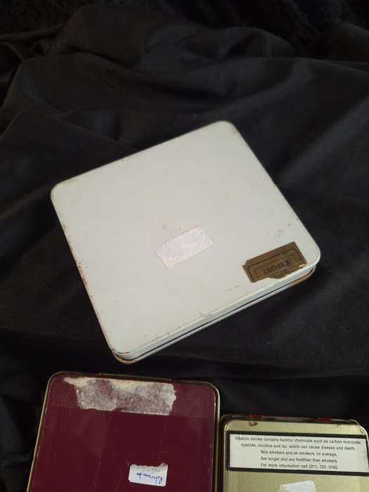 Vintage Set of Cigar Tins.