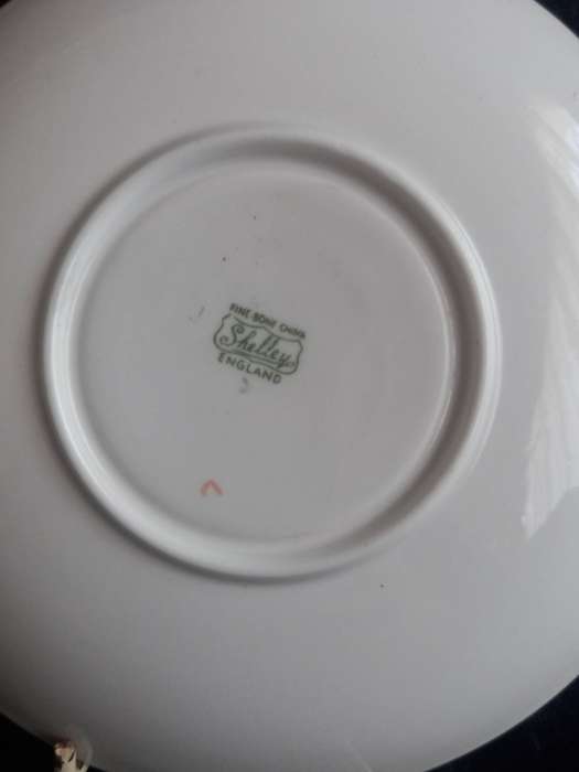 Vintage Shelley Chintz Green Daisy Saucer - A.