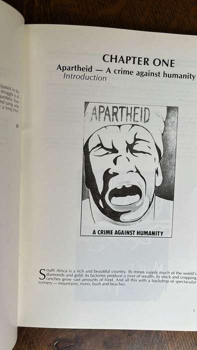 1981 The Tour That Split a Nation - 2 Publication Pack, details below