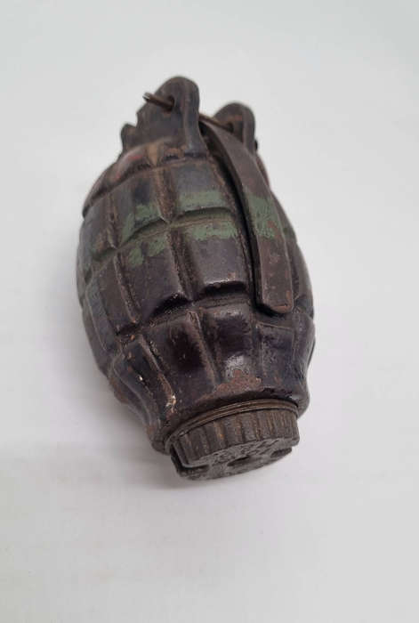 ### 1918 WW1 No 36 Mills Pineapple Inert Hand Grenade ###