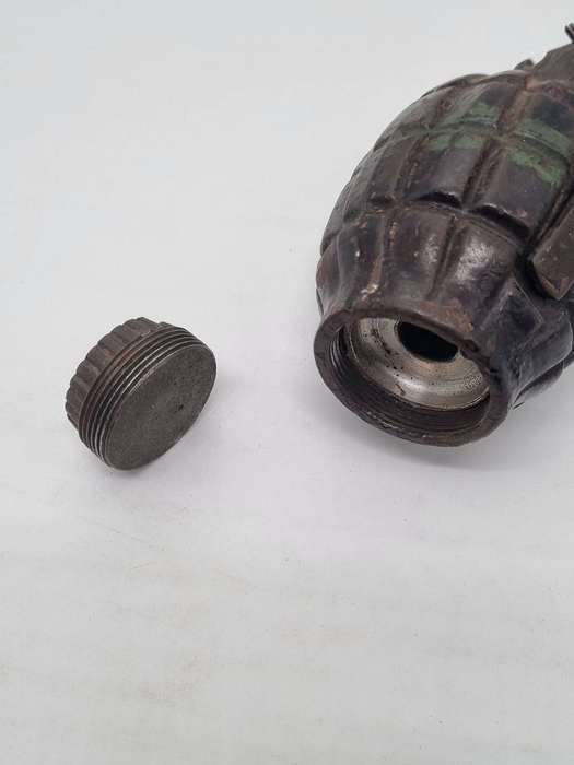 ### 1918 WW1 No 36 Mills Pineapple Inert Hand Grenade ###