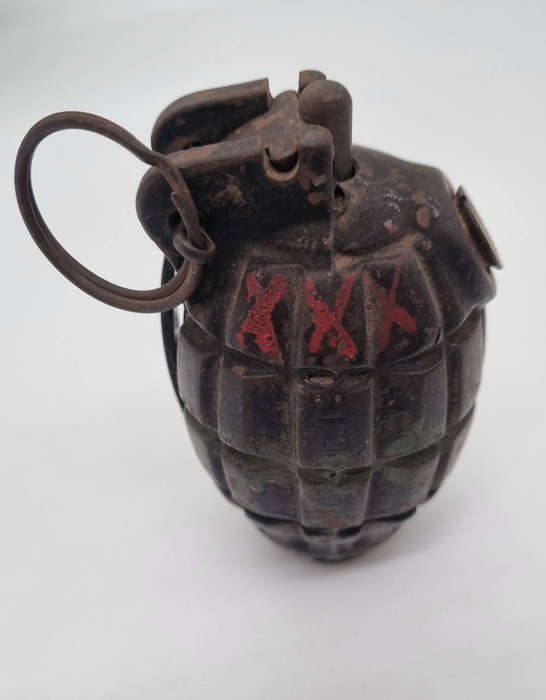 ### 1918 WW1 No 36 Mills Pineapple Inert Hand Grenade ###