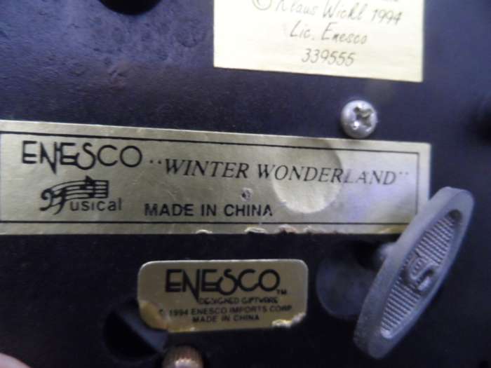 1994 Vintage Klaus Wickl, Anke & Arne Gnome Music Box "Winter Wonderland" Enesco