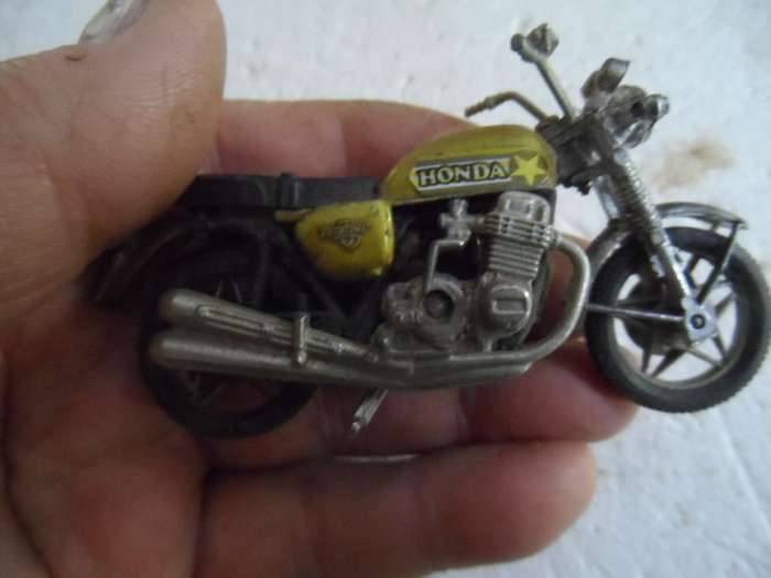 Diecast honda motorcycle [m300]
