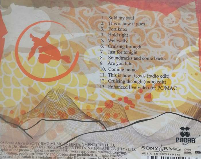 Gold Fish 2 x CDs on offer