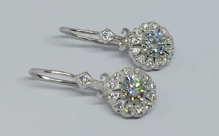 REDUCED 2.00tcw Stunning Moissanite Earrings