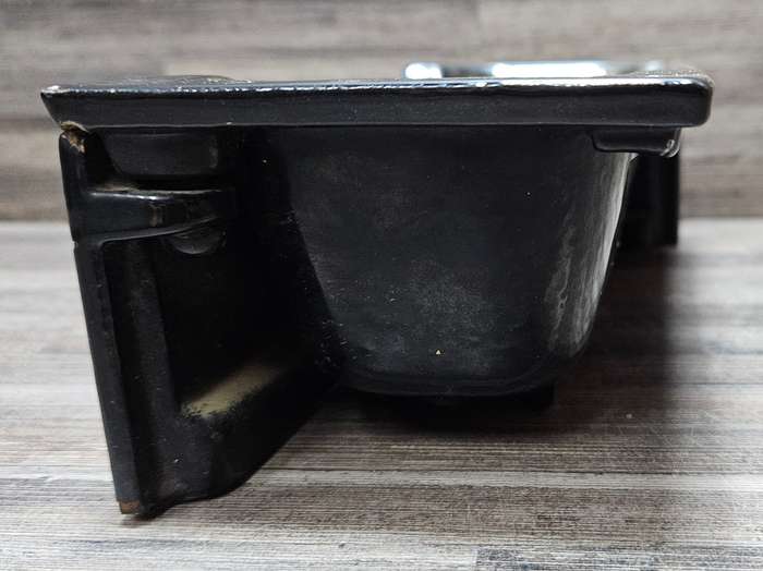 Enameled cast iron item - not sure what it is