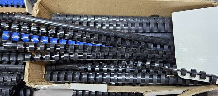 Large lot mixed size book binders ±250-300