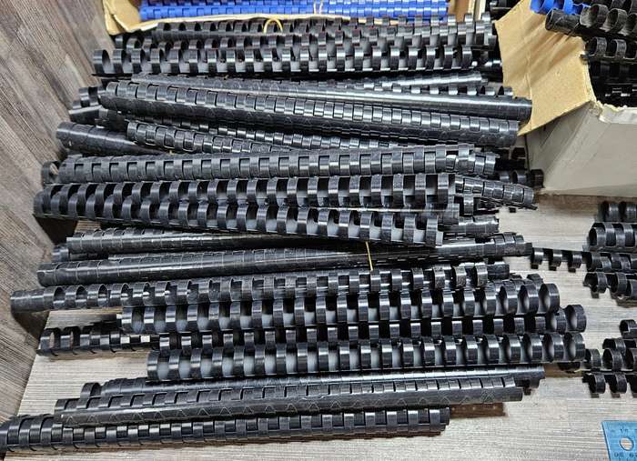Large lot mixed size book binders ±250-300