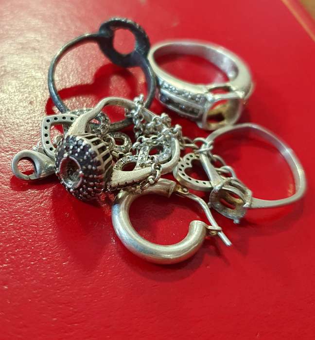 STERLING SILVER SCRAP LOT.